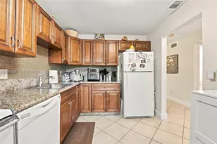 21529 Cypress Hammock Dr, Boca Raton, FL 33428 - Photo 9