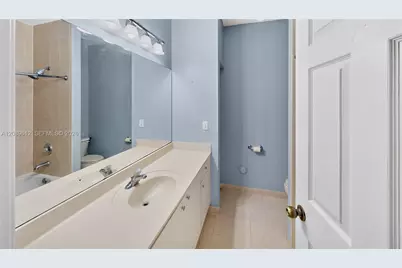2741 NE 4th St #202, Homestead, FL 33033 - Photo 17