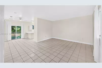 2741 NE 4th St #202, Homestead, FL 33033 - Photo 5