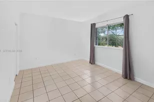 2741 NE 4th St, Homestead, FL 33033 - Photo 13