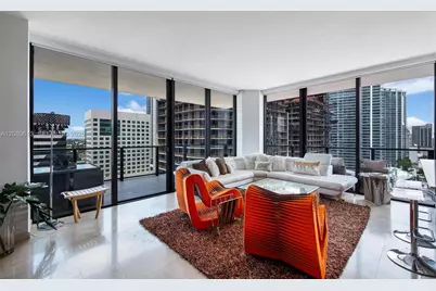 88 SW 7th St #1812, Miami, FL 33130 - Photo 7