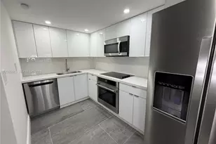 230 NW 87th Ave, Miami, FL 33172 - Photo 11