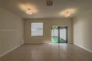 10629 W 32nd Ln, Hialeah, FL 33018 - Photo 3