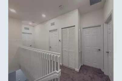 10629 W 32nd Ln, Hialeah, FL 33018 - Photo 5