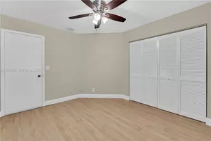 8291 SW 44th Pl, Davie, FL 33328 - Photo 33