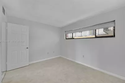 650 NE 149th St #406A, Miami, FL 33161 - Photo 9