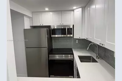 926 Michigan Ave #12, Miami Beach, FL 33139 - Photo 3