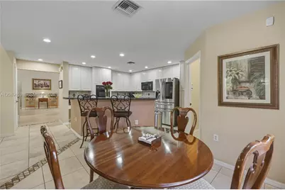 13875 NW 20th St, Pembroke Pines, FL 33028 - Photo 17