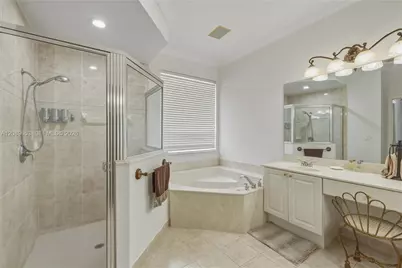 13875 NW 20th St, Pembroke Pines, FL 33028 - Photo 23