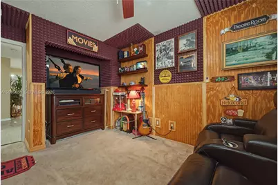 13875 NW 20th St, Pembroke Pines, FL 33028 - Photo 33