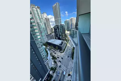 1300 S Miami Ave #1811, Miami, FL 33130 - Photo 3
