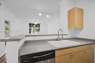 1900 Van Buren St, Hollywood, FL 33020 - Photo 17