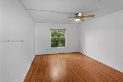 8005 Lake Dr #410, Doral, FL 33166 - Photo 13