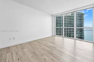 1750 N Bayshore Dr, Miami, FL 33132 - Photo 11