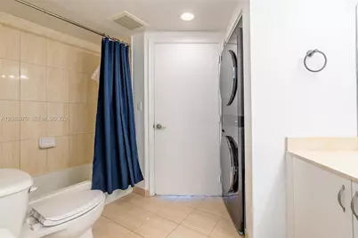 1750 N Bayshore Dr #4901, Miami, FL 33132 - Photo 15