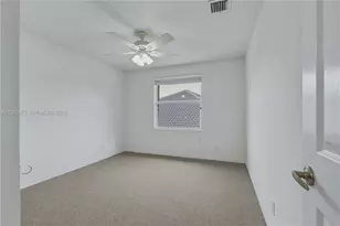 12922 NW 20th St, Pembroke Pines, FL 33028 - Photo 29