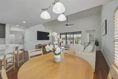 12922 NW 20th St, Pembroke Pines, FL 33028 - Photo 13