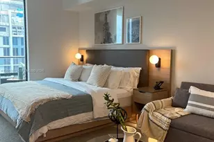 159 NE 6th St, Miami, FL 33132 - Photo 15