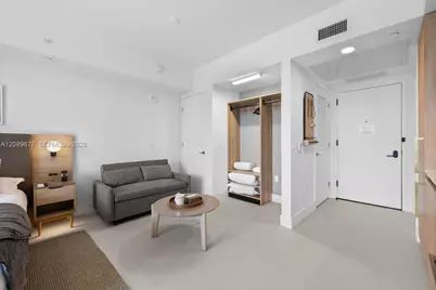 159 NE 6th St #3206, Miami, FL 33132 - Photo 11
