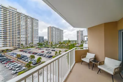 1950 S Ocean Dr #5A, Hallandale Beach, FL 33009 - Photo 3