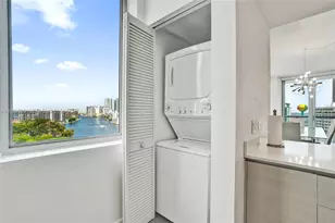 2600 E Hallandale Beach Blvd, Hallandale Beach, FL 33009 - Photo 27