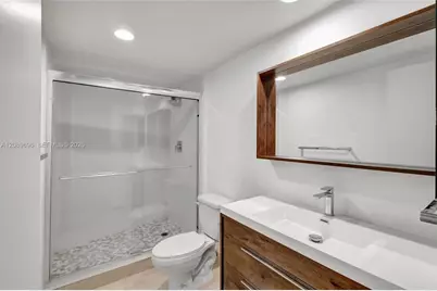 90 Edgewater Dr #327, Coral Gables, FL 33133 - Photo 17