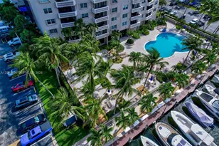 90 Edgewater Dr, Coral Gables, FL 33133 - Photo 49