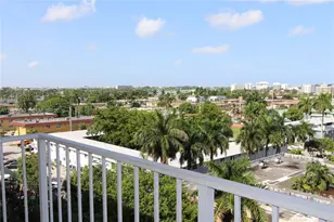 4550 NW 9th St, Miami, FL 33126 - Photo 17