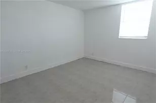 4550 NW 9th St, Miami, FL 33126 - Photo 15