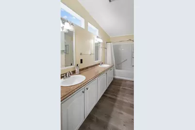 6515 Colonial Dr, Margate, FL 33063 - Photo 27