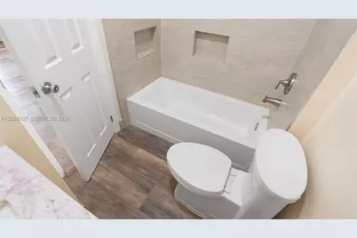 6515 Colonial Dr, Margate, FL 33063 - Photo 9