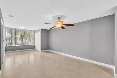2820 N Oakland Forest Dr #102, Oakland Park, FL 33309 - Photo 19