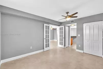 2820 N Oakland Forest Dr #102, Oakland Park, FL 33309 - Photo 25