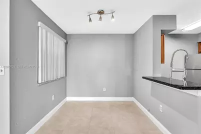 2820 N Oakland Forest Dr #102, Oakland Park, FL 33309 - Photo 11
