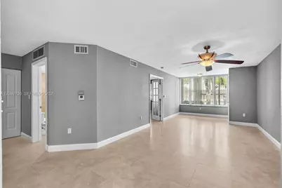 2820 N Oakland Forest Dr #102, Oakland Park, FL 33309 - Photo 23