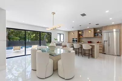 7800 SW 94th St, Miami, FL 33156 - Photo 9