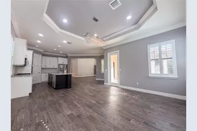 7990 NW 112th Ter, Parkland, FL 33076 - Photo 13