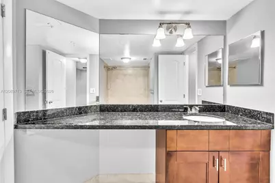 2811 N Oakland Forest Dr #205, Oakland Park, FL 33309 - Photo 23