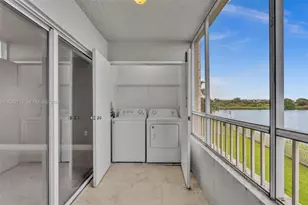 2811 N Oakland Forest Dr, Oakland Park, FL 33309 - Photo 5