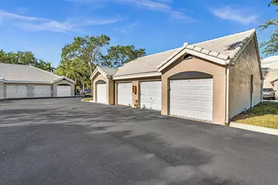 2811 N Oakland Forest Dr #205, Oakland Park, FL 33309 - Photo 51