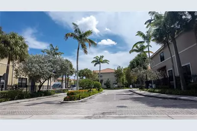 1042 NW 33rd Mnr #1042, Pompano Beach, FL 33064 - Photo 33