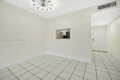 10525 SW 112th Ave #113, Miami, FL 33176 - Photo 9