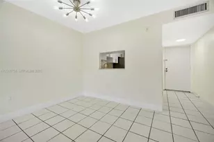 10525 SW 112th Ave, Miami, FL 33176 - Photo 9