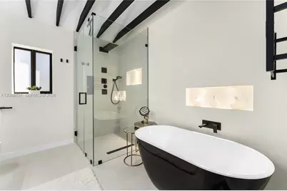 925 Stillwater Dr #., Miami Beach, FL 33141 - Photo 19