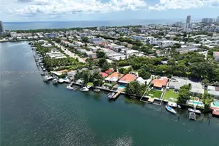 925 Stillwater Dr, Miami Beach, FL 33141 - Photo 35