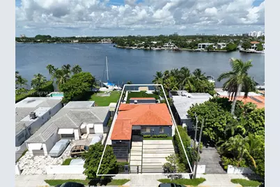 925 Stillwater Dr #., Miami Beach, FL 33141 - Photo 37