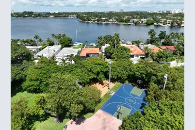 925 Stillwater Dr #., Miami Beach, FL 33141 - Photo 43
