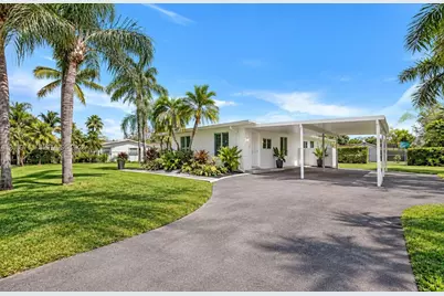 15725 SW 89th Ave, Palmetto Bay, FL 33157 - Photo 1