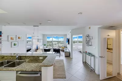 19501 W Country Club Dr #2412, Aventura, FL 33180 - Photo 5
