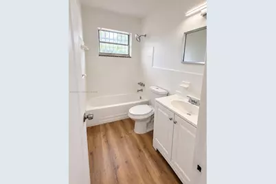 5800 NE 3rd Ave #Left, Miami, FL 33137 - Photo 9